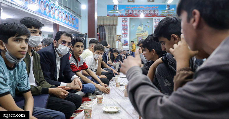 افطاری شهردار مشهد با روزه اولی های محله توس-سید عبدالله ارجائی شیرازی